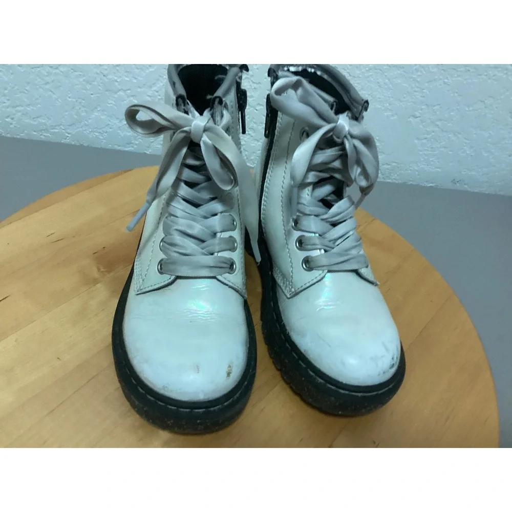 Dr Martens Boots Kids Size 12 Iridescent White Glitter Sole Side Zip Delaney